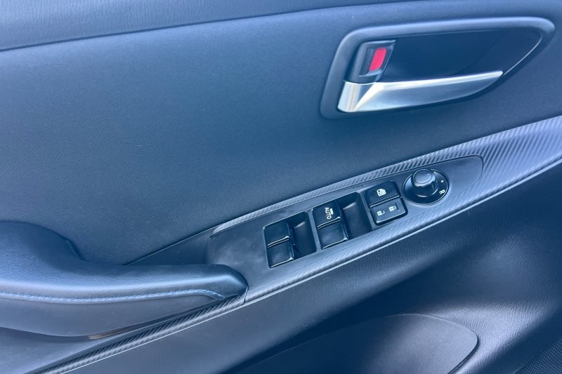 Toyota Yaris iA Vehicle Full-screen Gallery Image 11