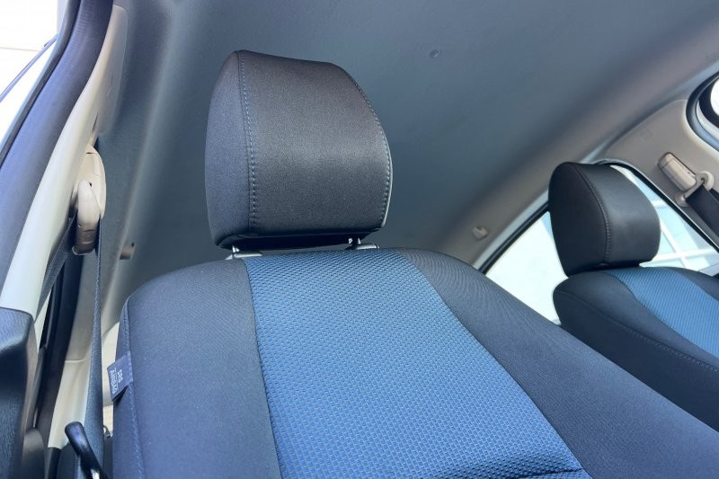 Toyota Yaris iA Vehicle Full-screen Gallery Image 16