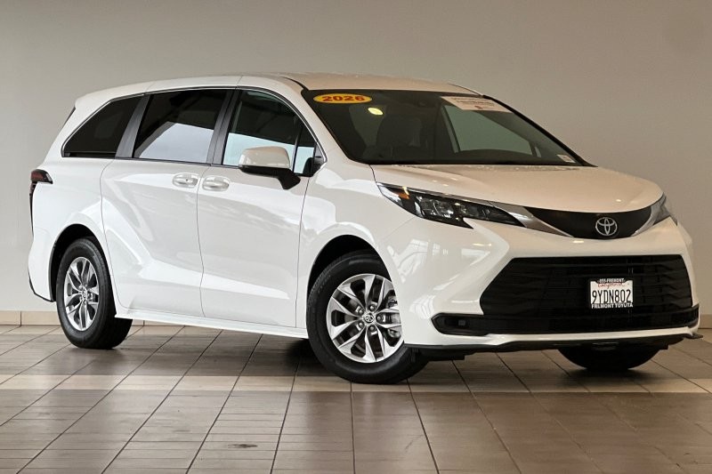 Toyota Sienna Vehicle Full-screen Gallery Image 02