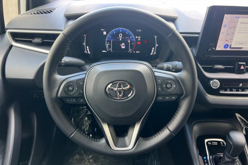 Toyota Corolla Vehicle Full-screen Gallery Image 14