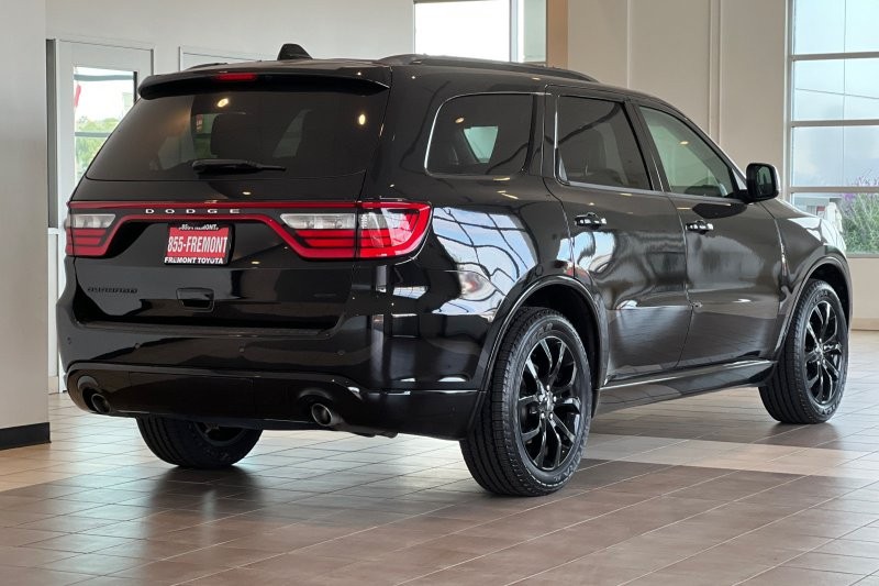 Dodge Durango Vehicle Full-screen Gallery Image 04