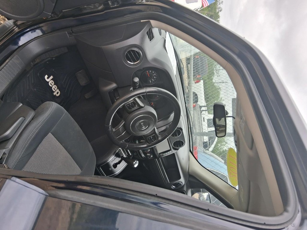 Other JEEP PATRIOT Vehicle Full-screen Gallery Image 04