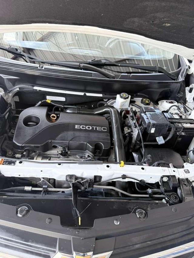 Chevrolet Equinox Vehicle Full-screen Gallery Image 05