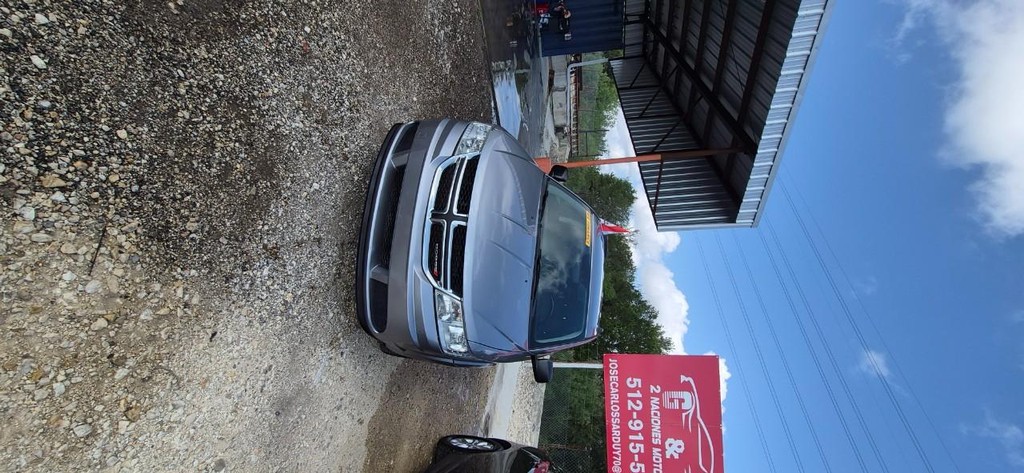 Dodge Journey Vehicle Full-screen Gallery Image 08