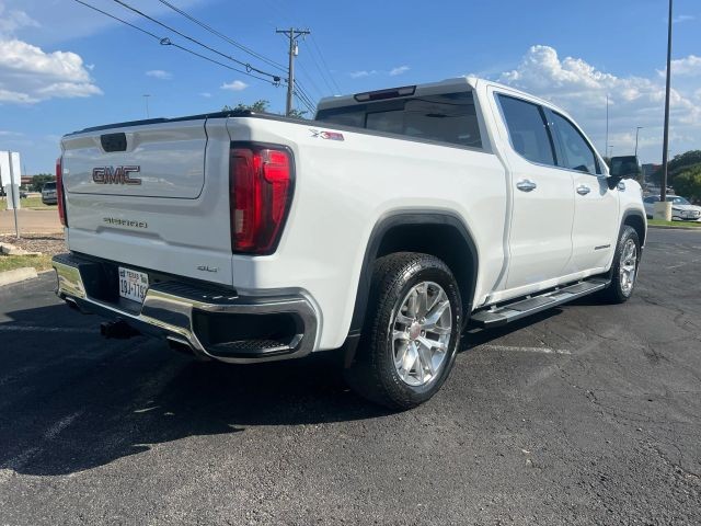 GMC Sierra 1500 Vehicle Full-screen Gallery Image 3