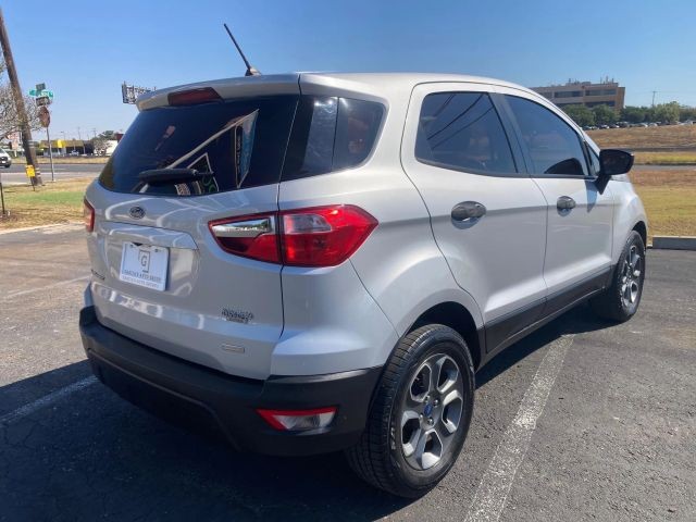 Ford EcoSport Vehicle Full-screen Gallery Image 3