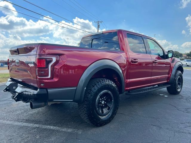 Ford F-150 Vehicle Full-screen Gallery Image 4