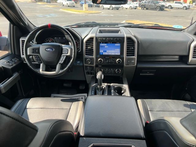 Ford F-150 Vehicle Full-screen Gallery Image 10