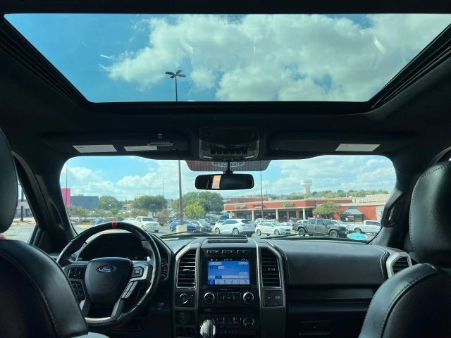 Ford F-150 Vehicle Full-screen Gallery Image 13