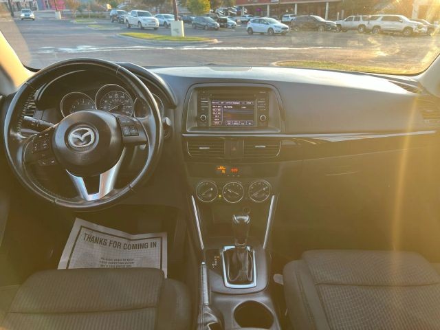 Mazda CX-5 Vehicle Full-screen Gallery Image 7