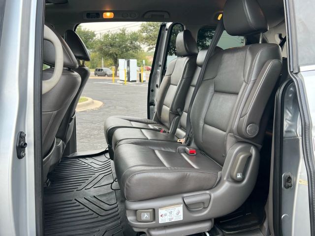 Honda Odyssey Vehicle Full-screen Gallery Image 7