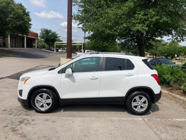Chevrolet Trax Vehicle Full-screen Gallery Image 03