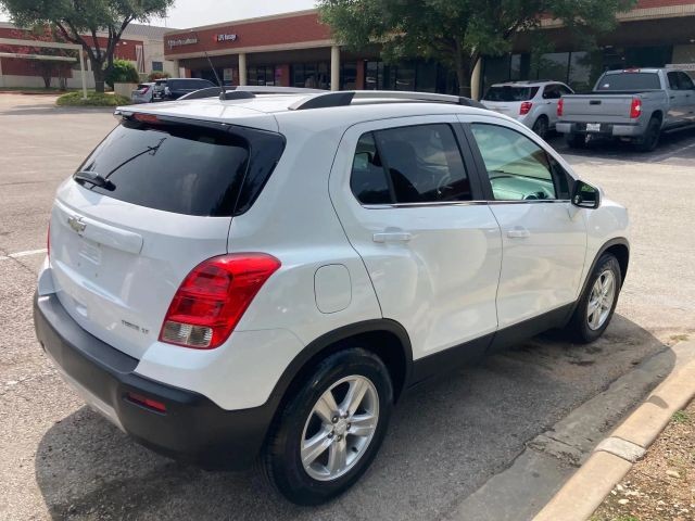 Chevrolet Trax Vehicle Full-screen Gallery Image 04