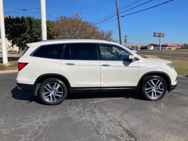 Honda Pilot Vehicle Full-screen Gallery Image 5