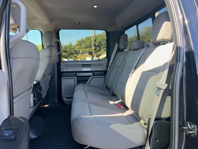 Ford F-150 Vehicle Full-screen Gallery Image 6