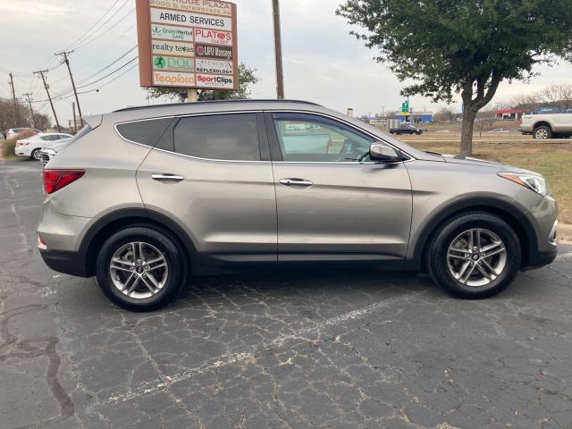 Hyundai Santa Fe Sport Vehicle Full-screen Gallery Image 6