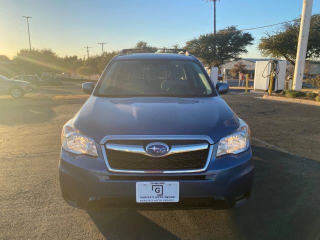 Subaru Forester Vehicle Full-screen Gallery Image 4