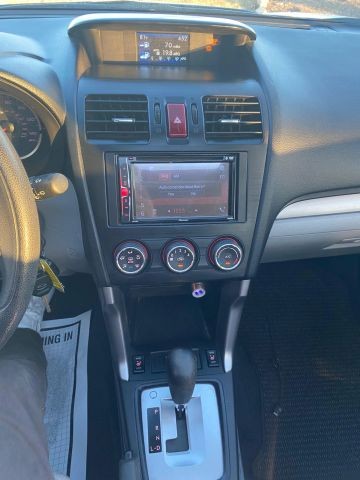 Subaru Forester Vehicle Full-screen Gallery Image 8