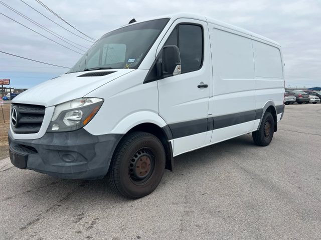 Mercedes-Benz Sprinter Cargo Vans Vehicle Full-screen Gallery Image 2