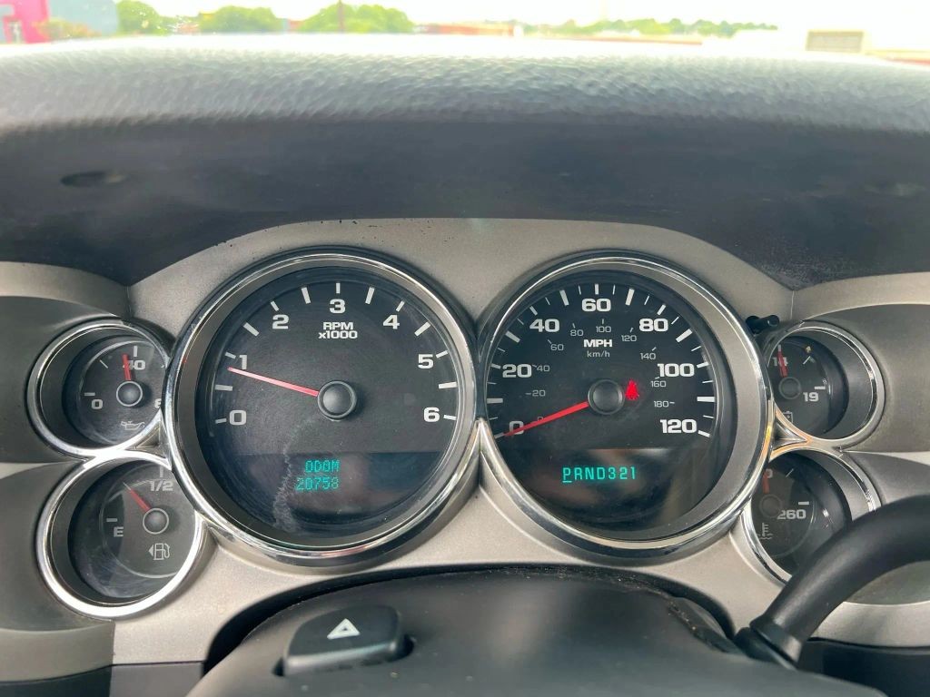 Chevrolet Silverado 1500 Vehicle Full-screen Gallery Image 7