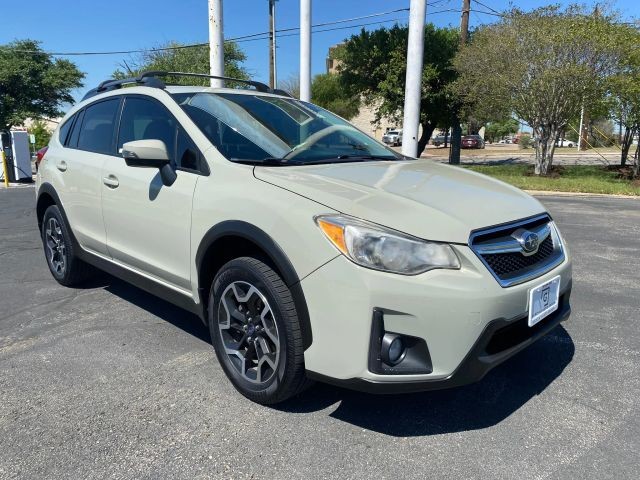 Subaru Crosstrek Vehicle Full-screen Gallery Image 4