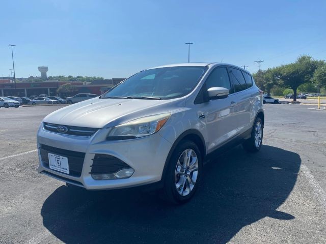 Ford Escape Vehicle Full-screen Gallery Image 2