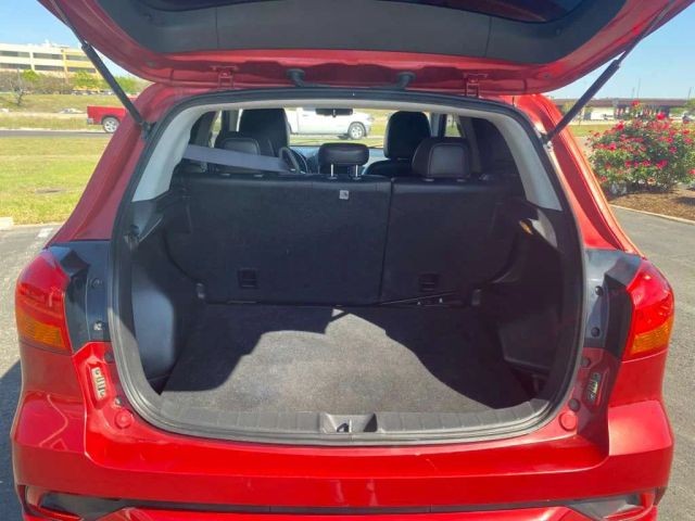 Mitsubishi Outlander Sport Vehicle Full-screen Gallery Image 8