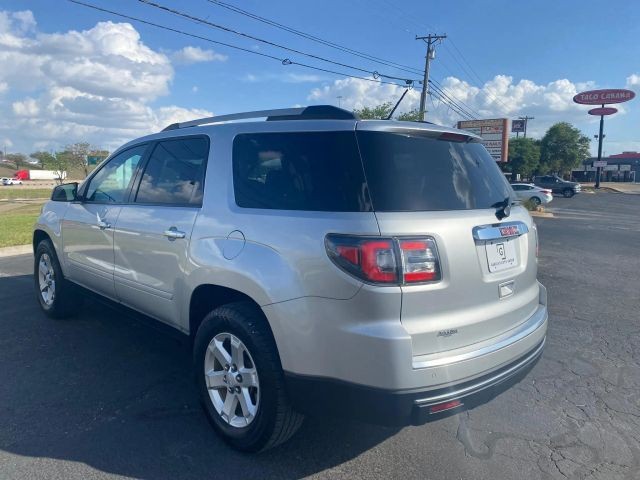 GMC Acadia Vehicle Full-screen Gallery Image 4