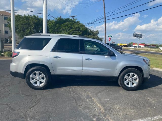 GMC Acadia Vehicle Full-screen Gallery Image 7