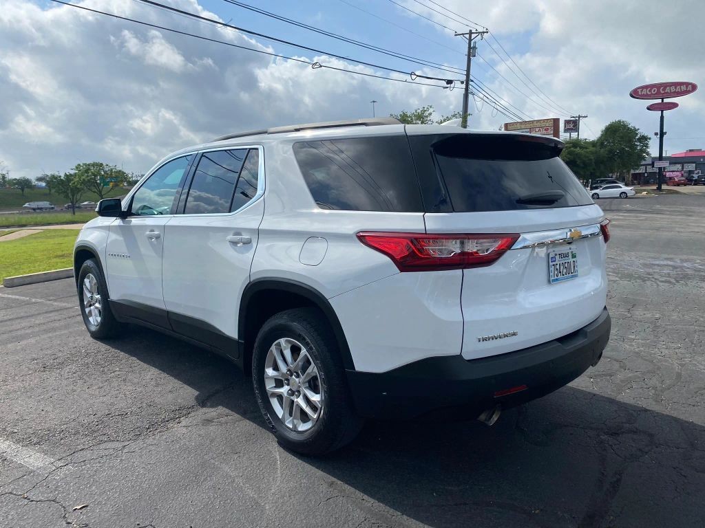 Chevrolet Traverse Vehicle Full-screen Gallery Image 3