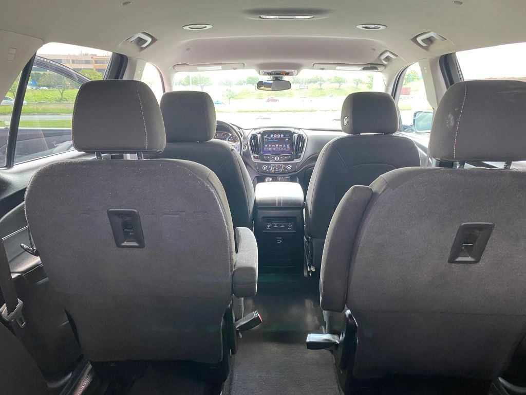 Chevrolet Traverse Vehicle Full-screen Gallery Image 11