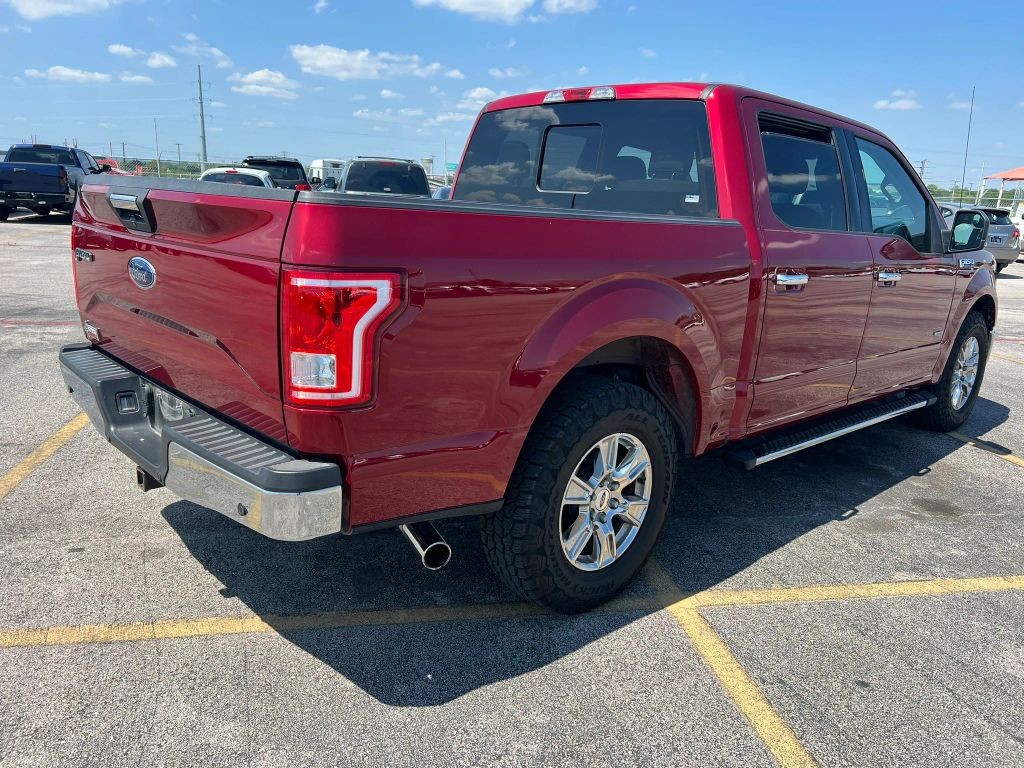 Ford F-150 Vehicle Full-screen Gallery Image 3