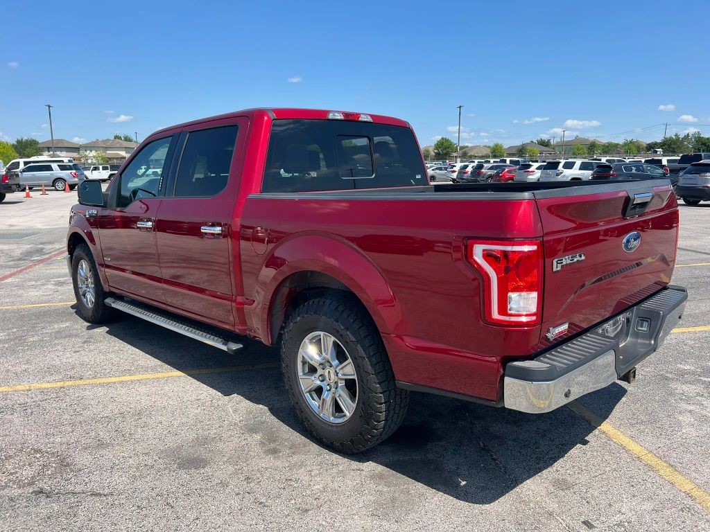 Ford F-150 Vehicle Full-screen Gallery Image 4