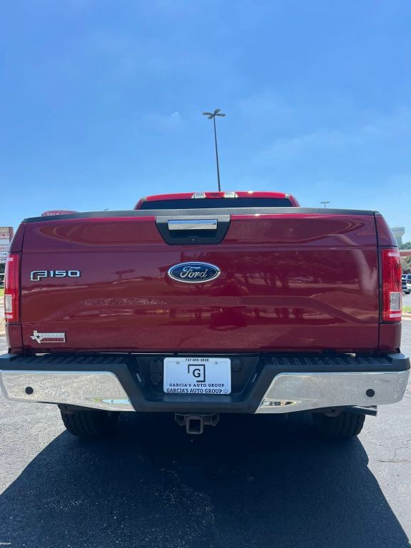 Ford F-150 Vehicle Full-screen Gallery Image 06