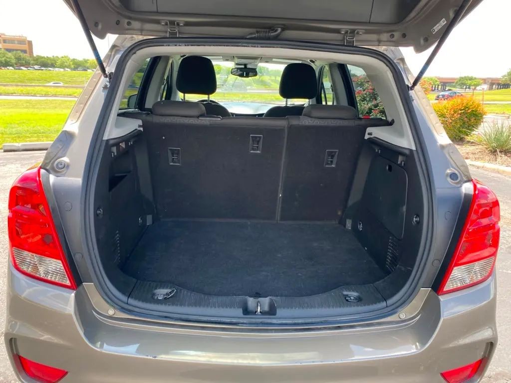 Chevrolet Trax Vehicle Full-screen Gallery Image 10