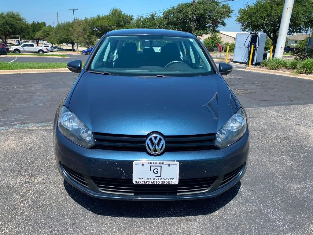 Volkswagen Golf Vehicle Full-screen Gallery Image 05