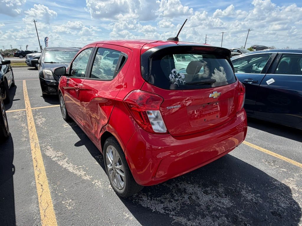 Chevrolet Spark Vehicle Full-screen Gallery Image 4