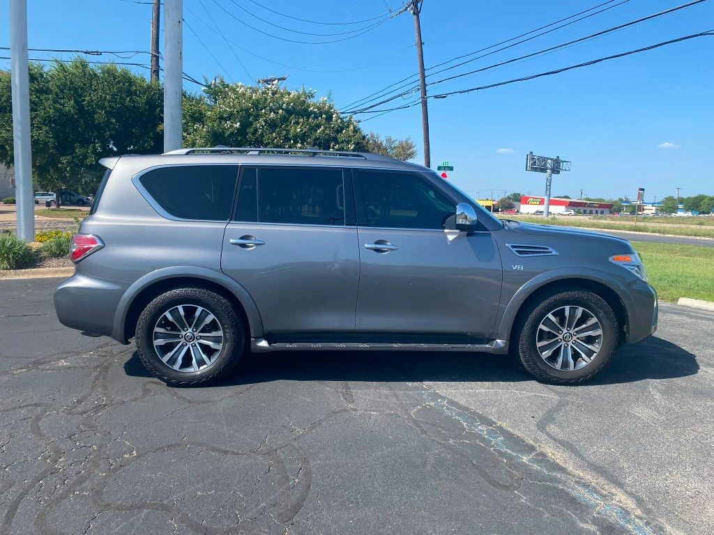 Nissan Armada Vehicle Full-screen Gallery Image 4