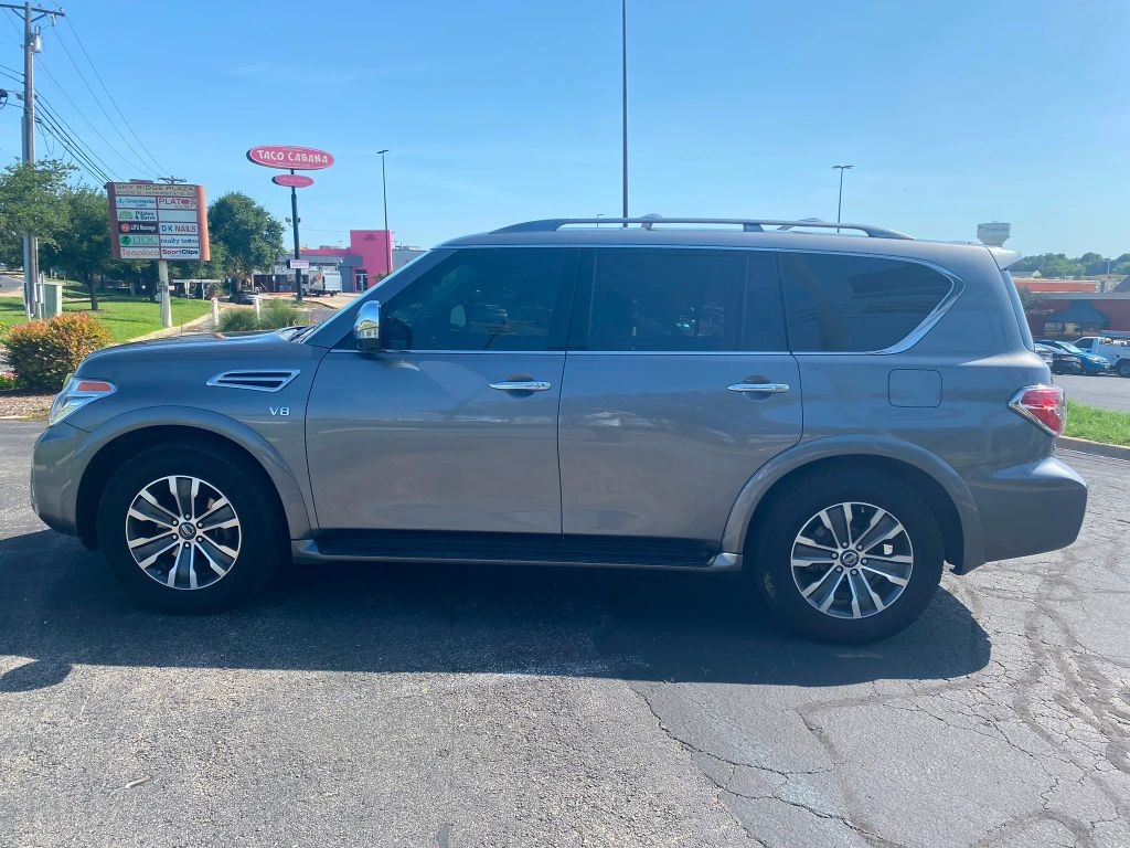 Nissan Armada Vehicle Full-screen Gallery Image 5