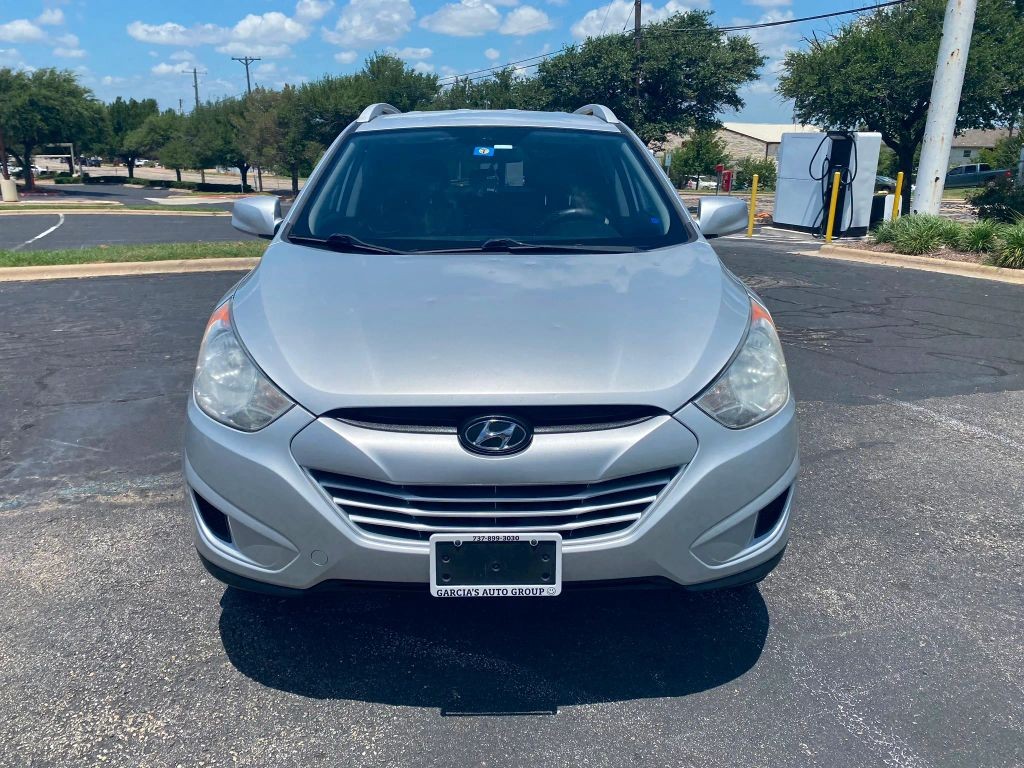 Hyundai Tucson Vehicle Full-screen Gallery Image 5