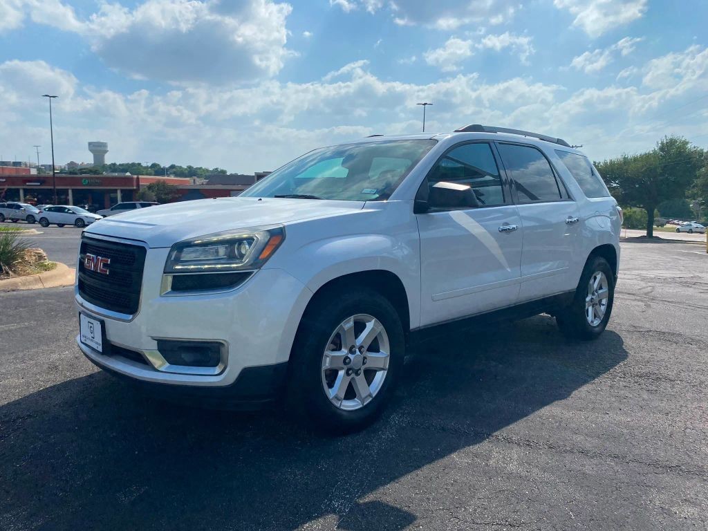 GMC Acadia Vehicle Full-screen Gallery Image 2