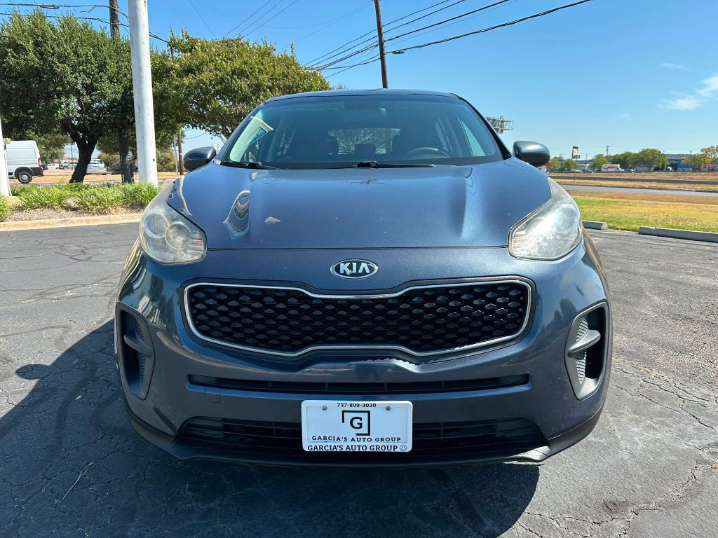 Kia Sportage Vehicle Full-screen Gallery Image 5