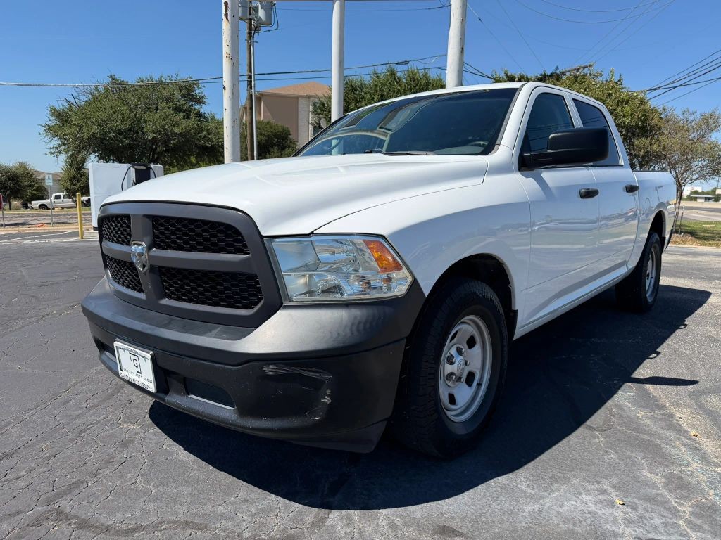 Ram 1500 Vehicle Full-screen Gallery Image 2