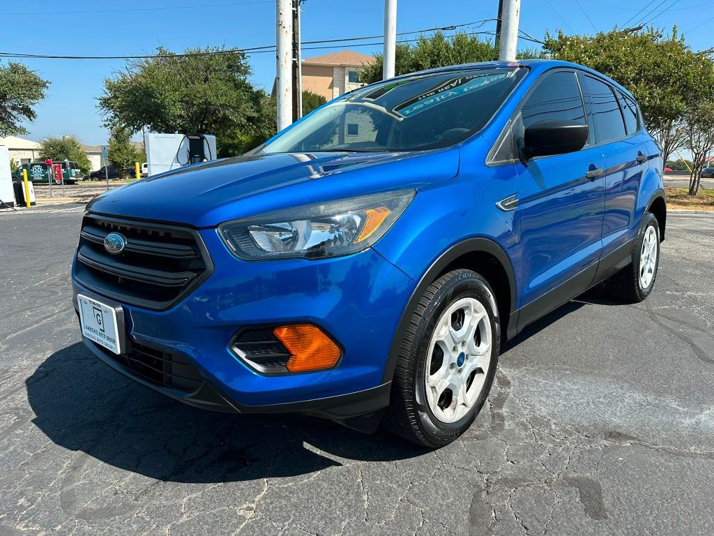 Ford Escape Vehicle Full-screen Gallery Image 02