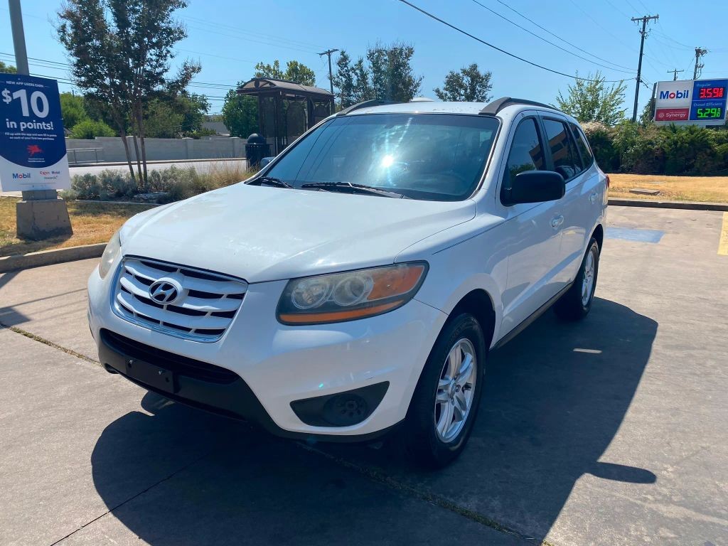 Hyundai Santa Fe Vehicle Full-screen Gallery Image 2