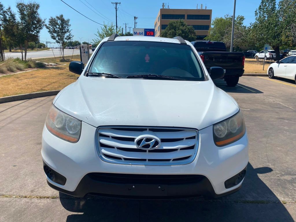 Hyundai Santa Fe Vehicle Full-screen Gallery Image 6