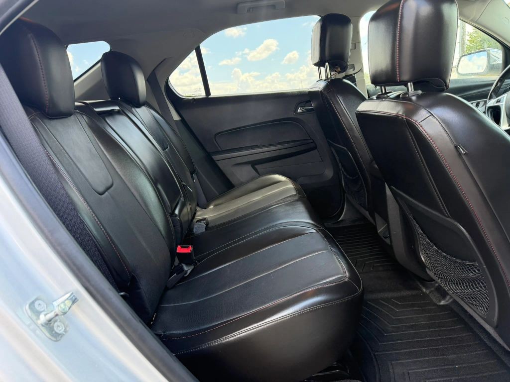 Chevrolet Equinox Vehicle Full-screen Gallery Image 8