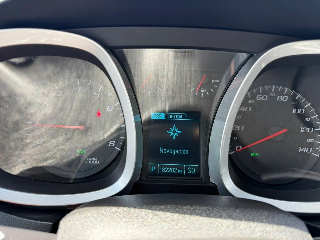 Chevrolet Equinox Vehicle Full-screen Gallery Image 13