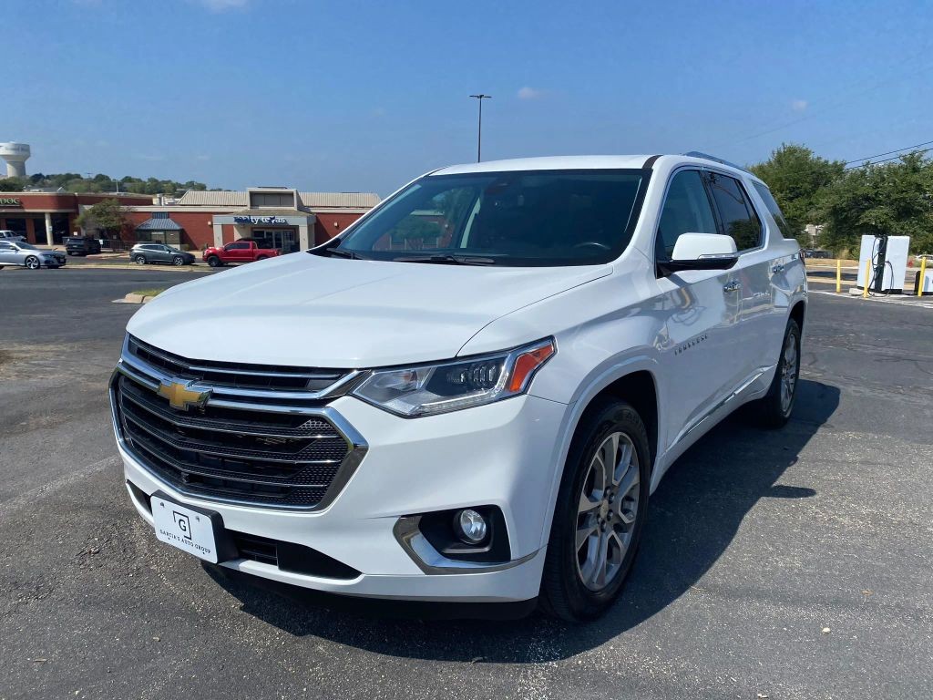 Chevrolet Traverse Vehicle Full-screen Gallery Image 2