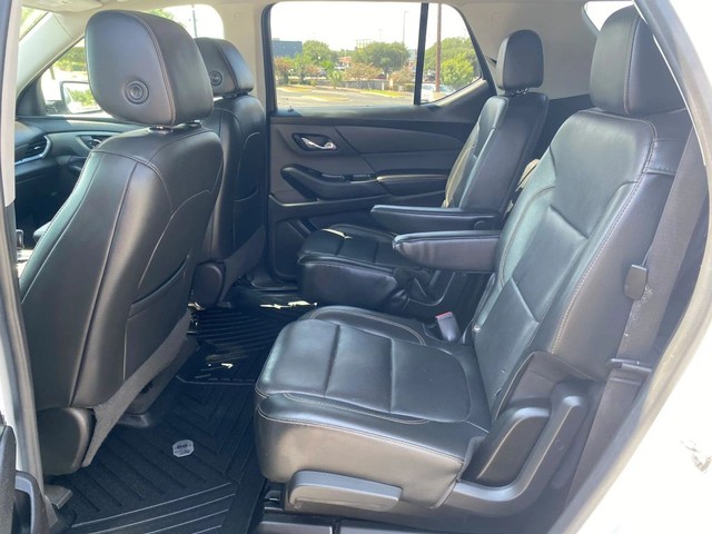Chevrolet Traverse Vehicle Full-screen Gallery Image 10